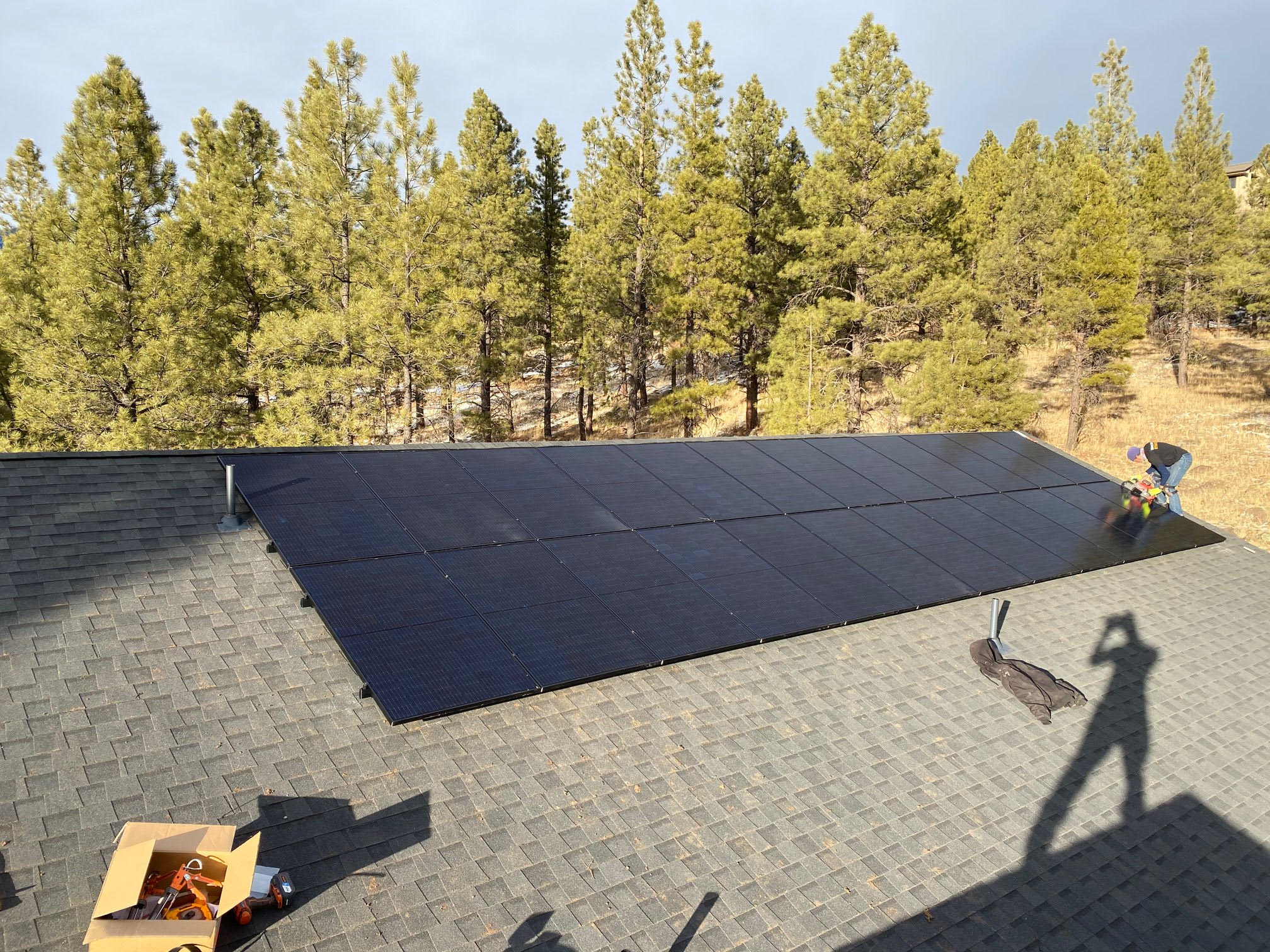 7.92 kW system in Flagstaff, Arizona featuring Hanwha QCell 330-watt panels with Enphase iQ7+ inverter.