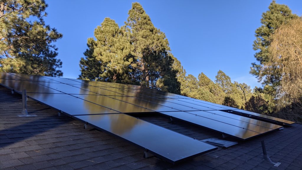 10.4 kW system installed in Flagstaff featuring QCell 400 W modules.